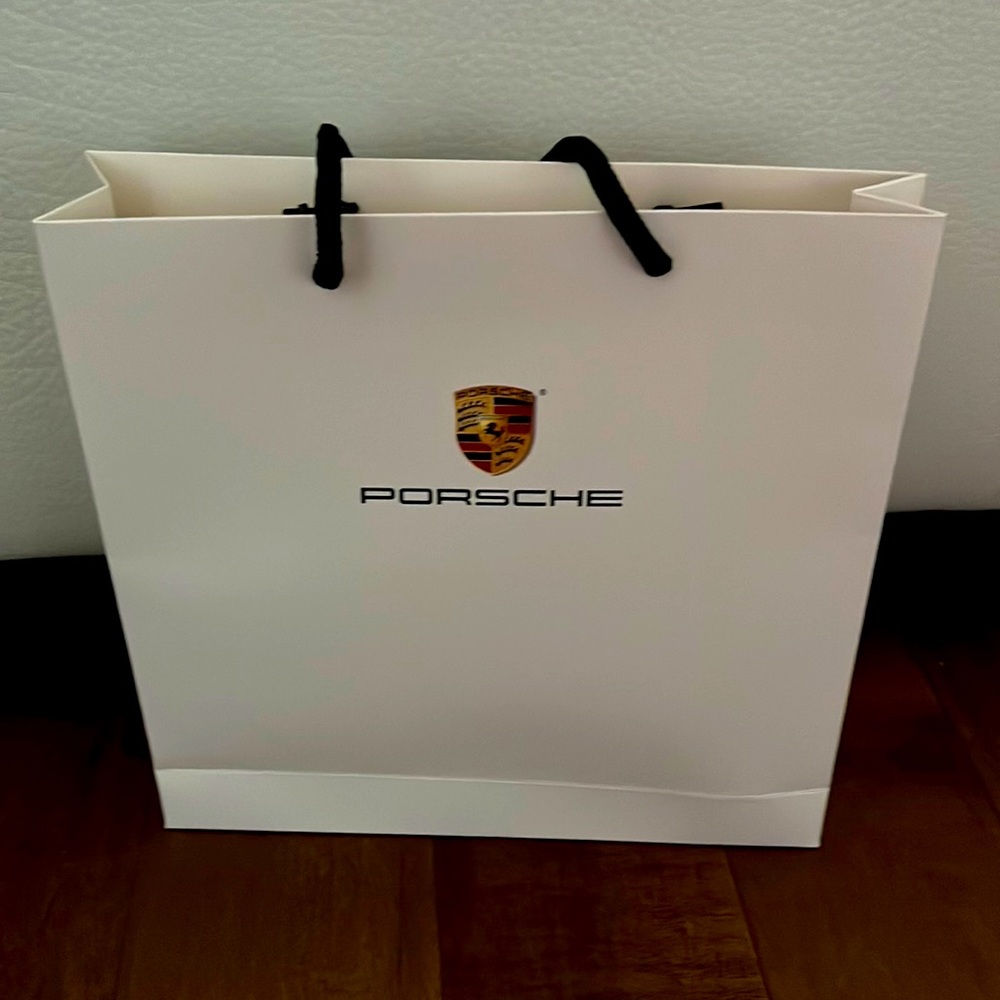 Porsche shopping bag like new
